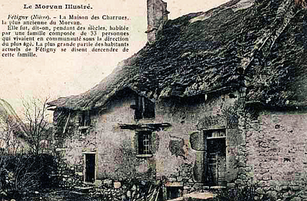 Vieille chaumière à Fétigny (58) Vieille chaumière à Fétigny (58)